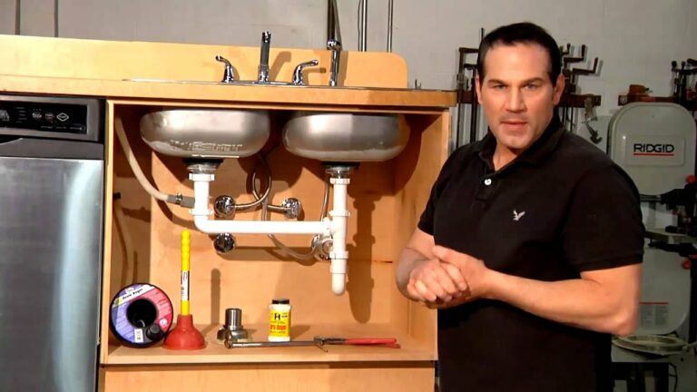 How to Fix Plumbing Under-sink